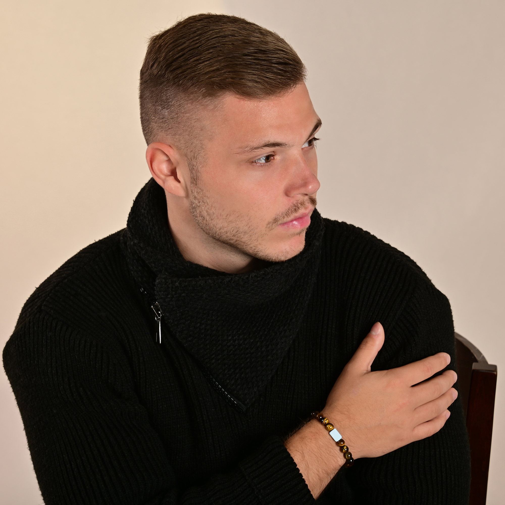 "Jareth" Akzent Kugelarmband, Naturstein (Tigerauge), personalisierbar, silberfarben