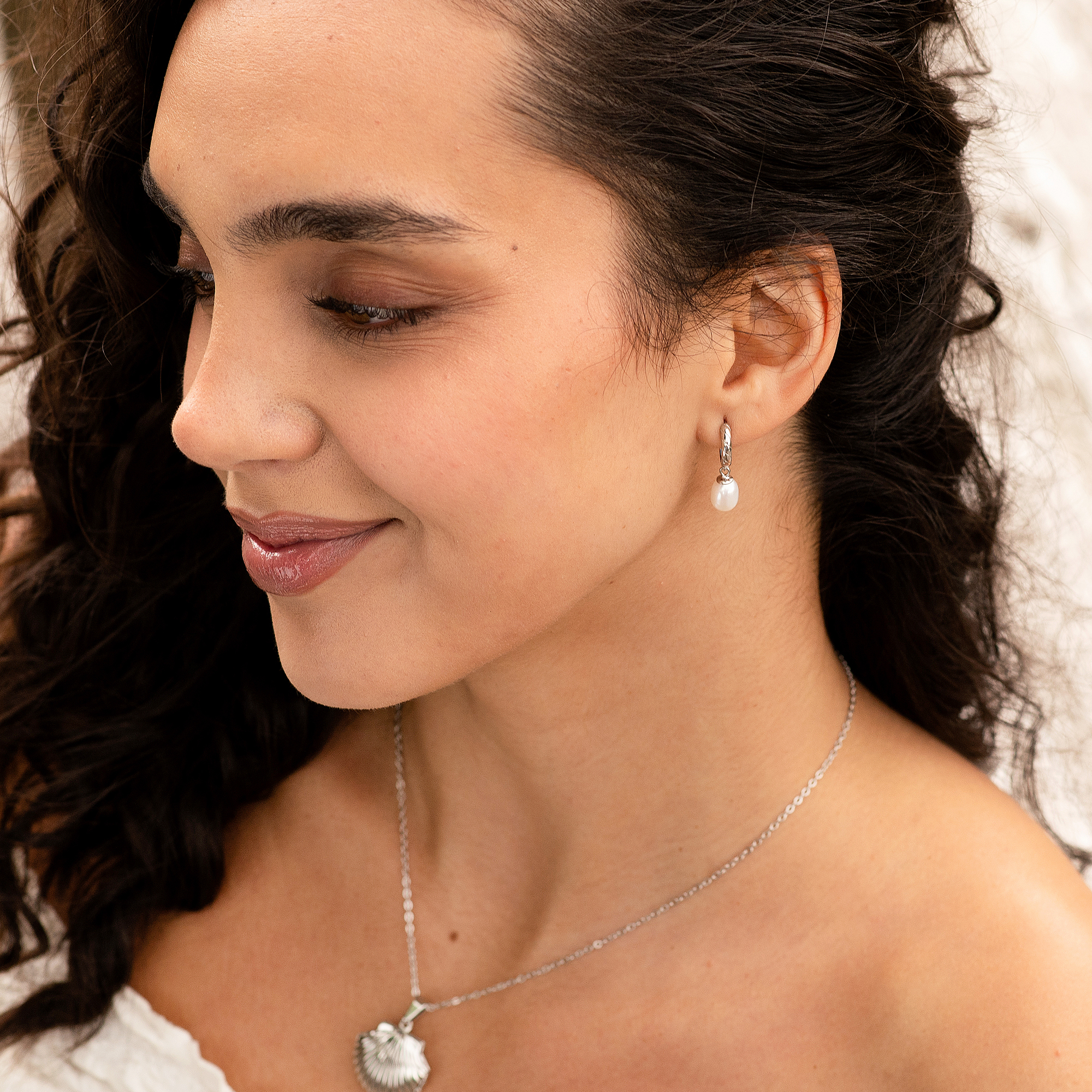 "Jenni" 925/- Echt Silber Creolen (Ø 10 mm) mit Hänger - echte Süßwasserperle, rhodiniert