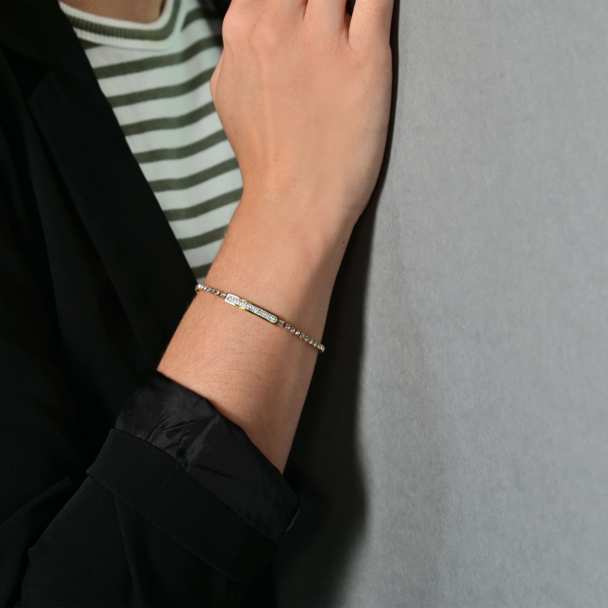 Akzent Armband aus Edelstahl, aufgereihte Similisteine, ionenplattiert