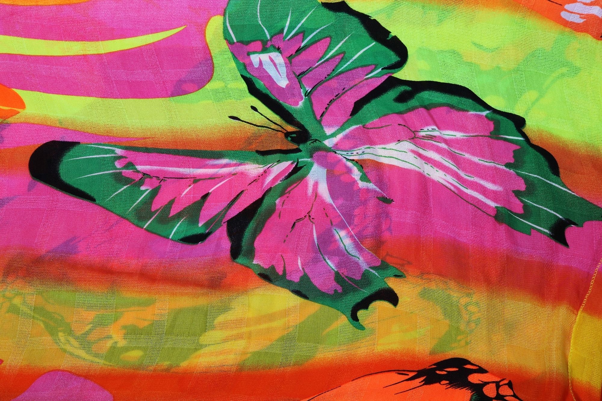 Pareo aus 100% Polyester, Maße: 100 x 160 cm