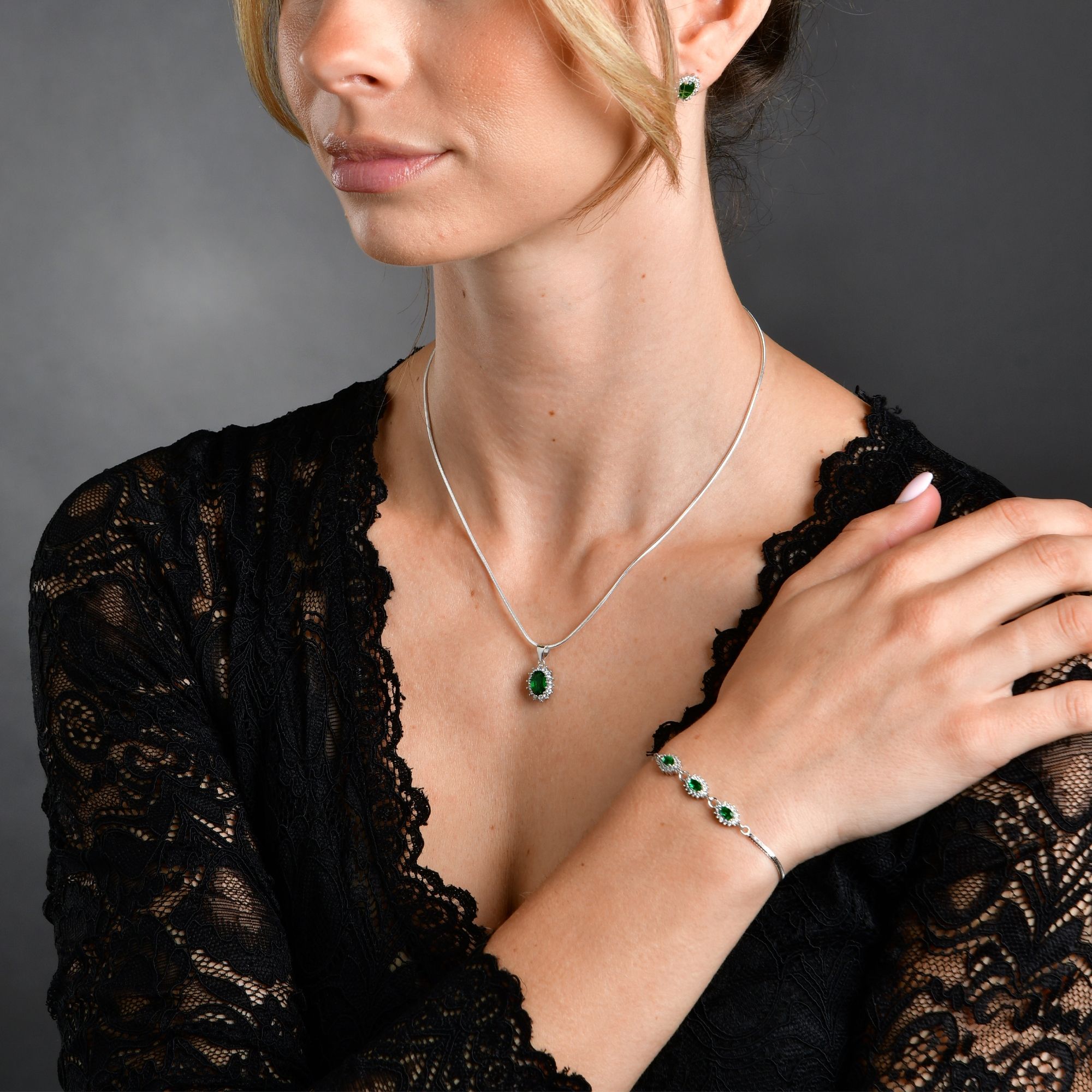 "Diana", 9257- Echt silber Entourage Anhänger, Zirkonia grün/ weiß, rhodinert
