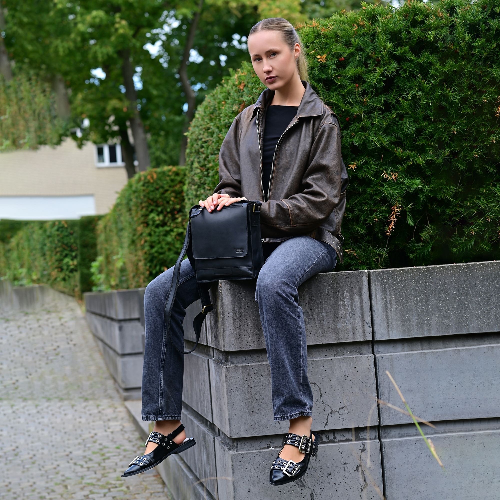 "Sirin" Leonardo Verrelli Echtleder Umhängetasche Echtledertasche, schwarz