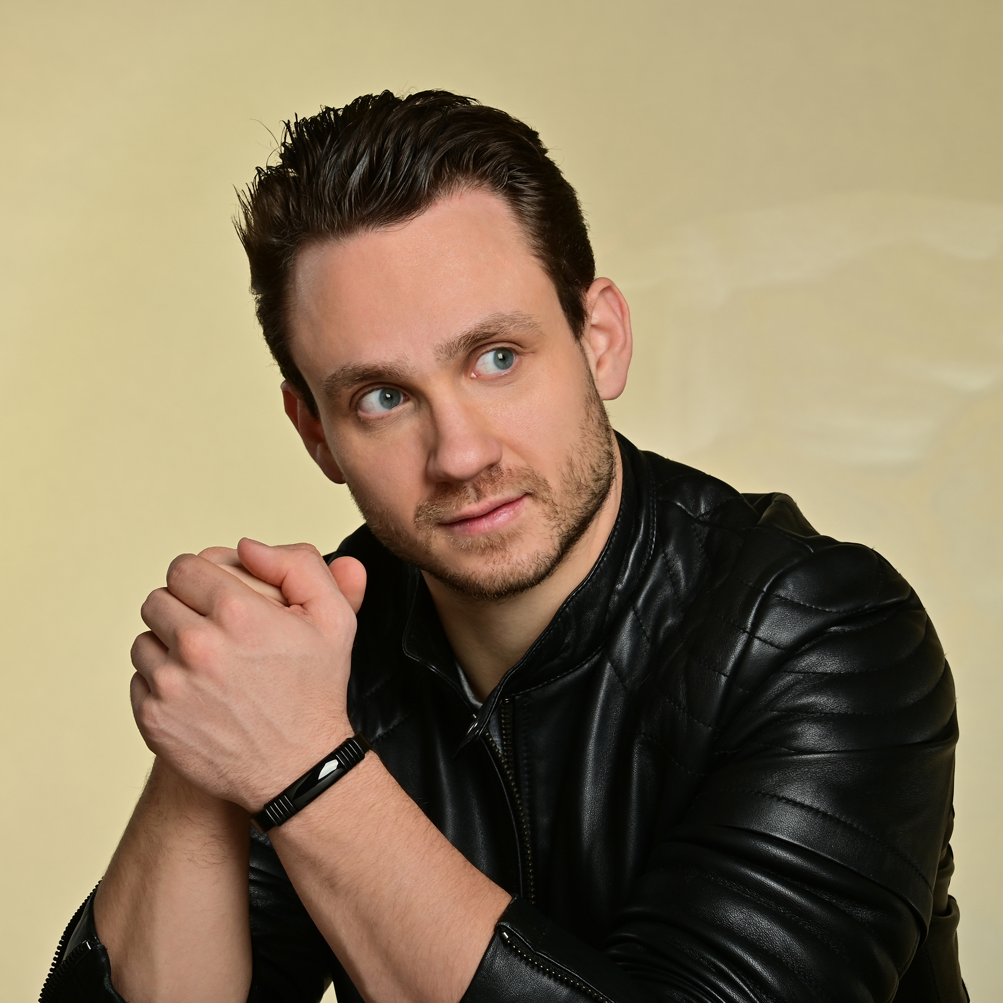 "Andris", Echtlederarmband mit Edelstahlelement, Gravurplatte, schwarz