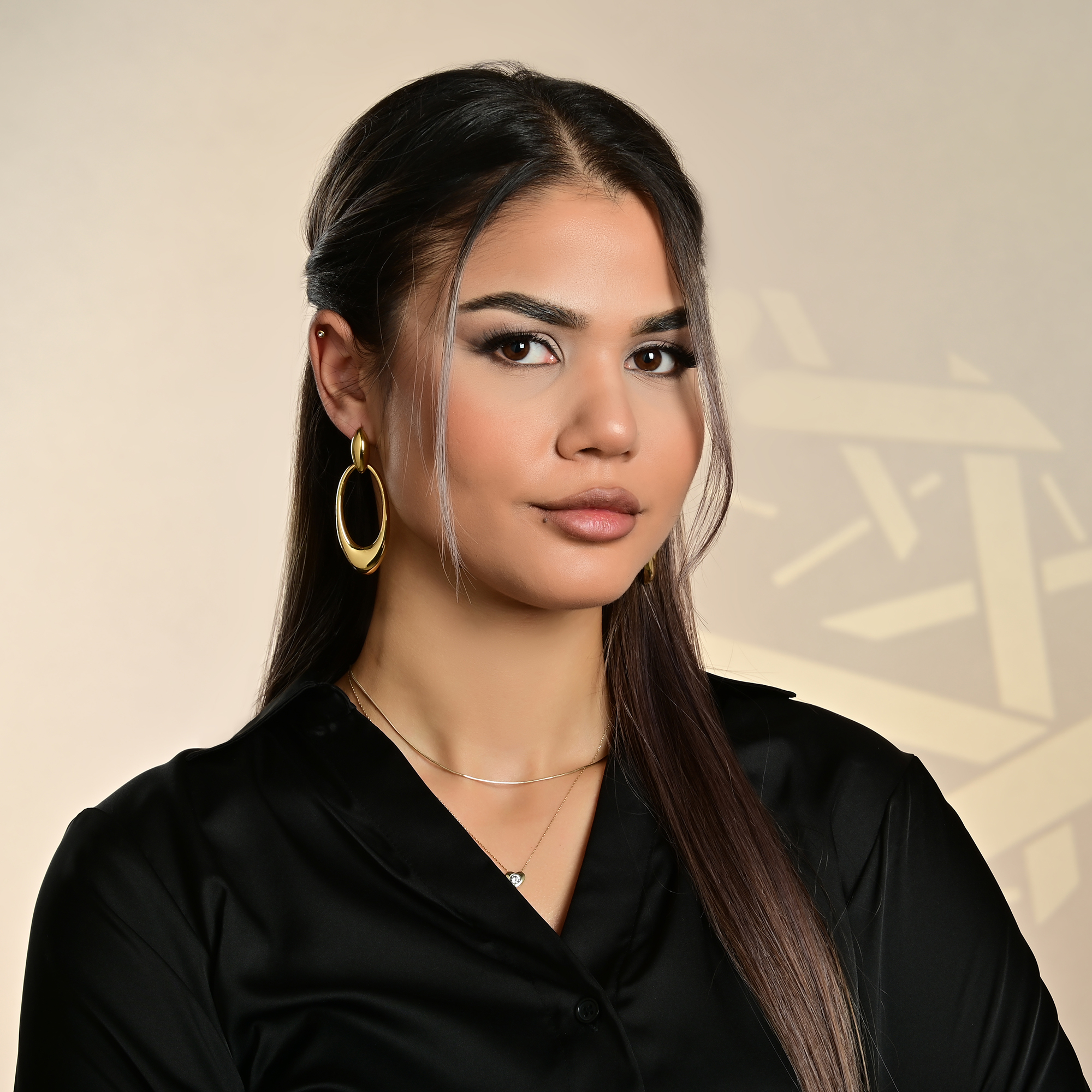"Vianne" Edelstal Statement Ohrstecker mit hängendem Element, goldfarben